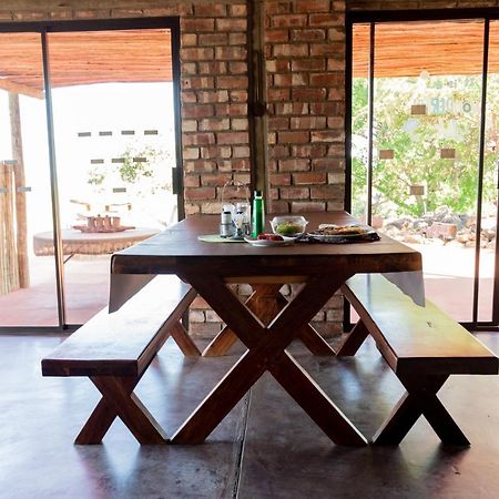 Tana Safaris Bush Camp Hotel Otjiwarongo Exterior photo
