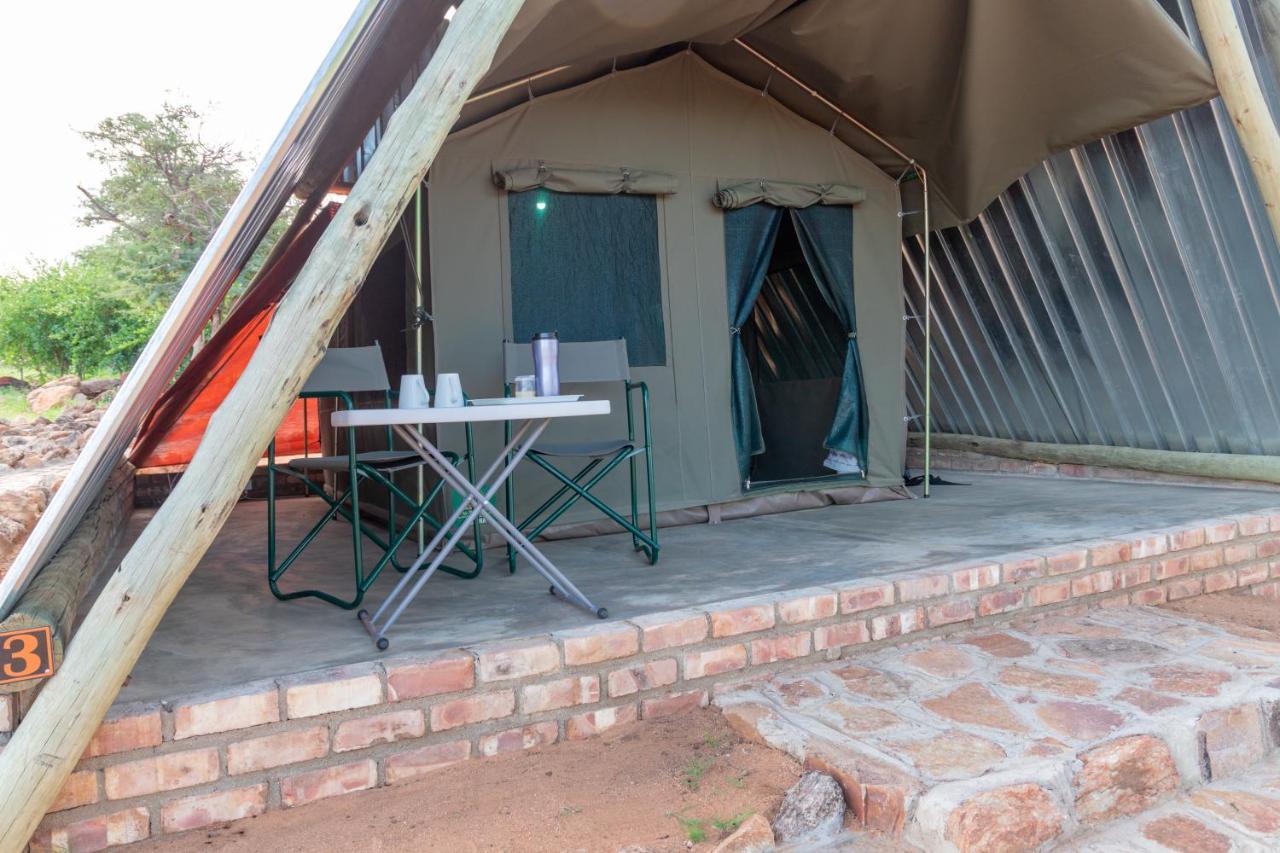 Tana Safaris Bush Camp Hotel Otjiwarongo Exterior photo