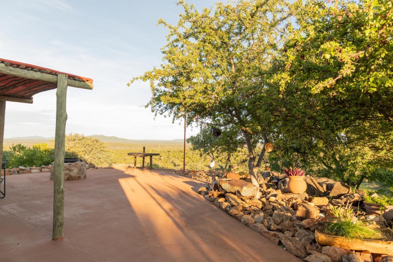 Tana Safaris Bush Camp Hotel Otjiwarongo Exterior photo