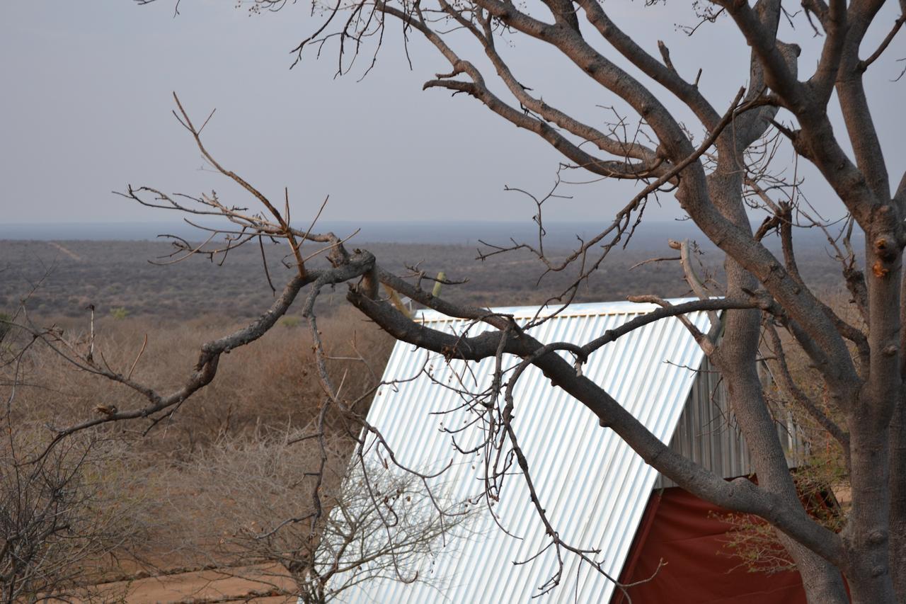 Tana Safaris Bush Camp Hotel Otjiwarongo Exterior photo